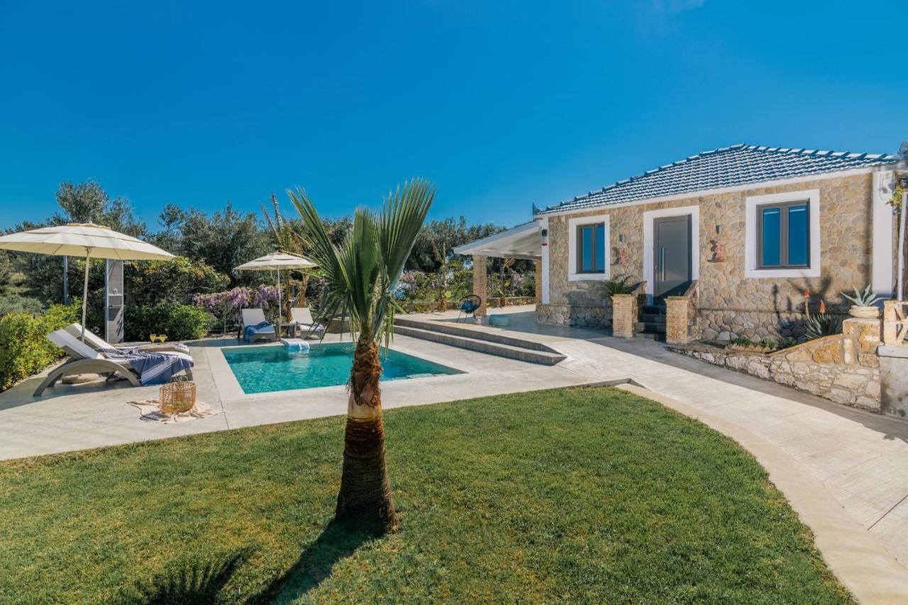 Binios Villa - Private Pool, Walking Distance From The Beach Vasilikí Buitenkant foto