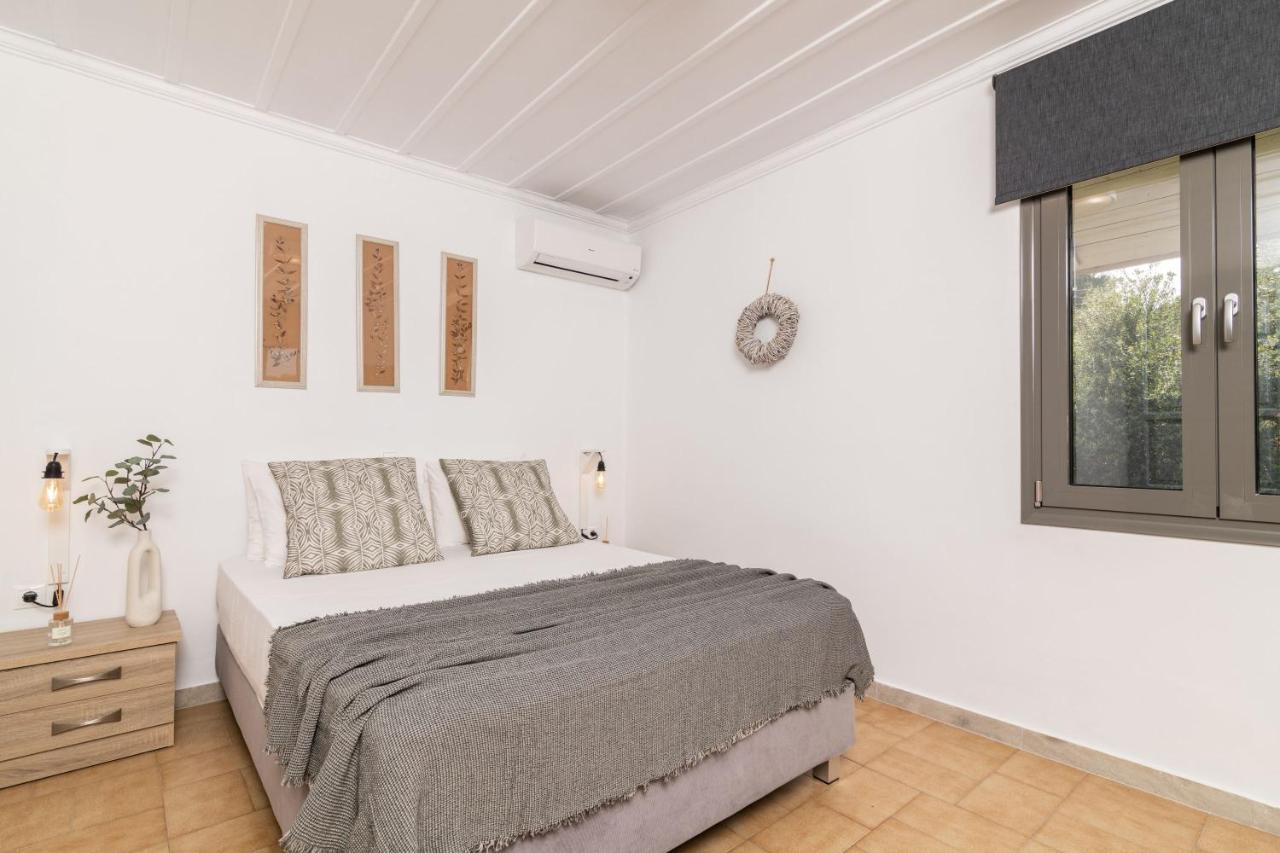 Binios Villa - Private Pool, Walking Distance From The Beach Vasilikí Buitenkant foto