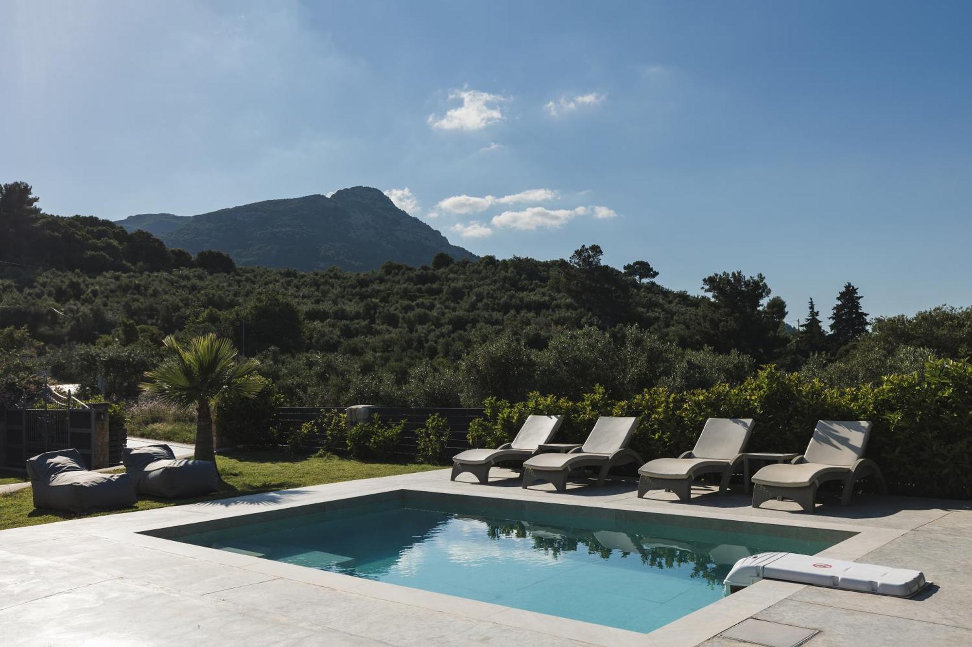 Binios Villa - Private Pool, Walking Distance From The Beach Vasilikí Buitenkant foto