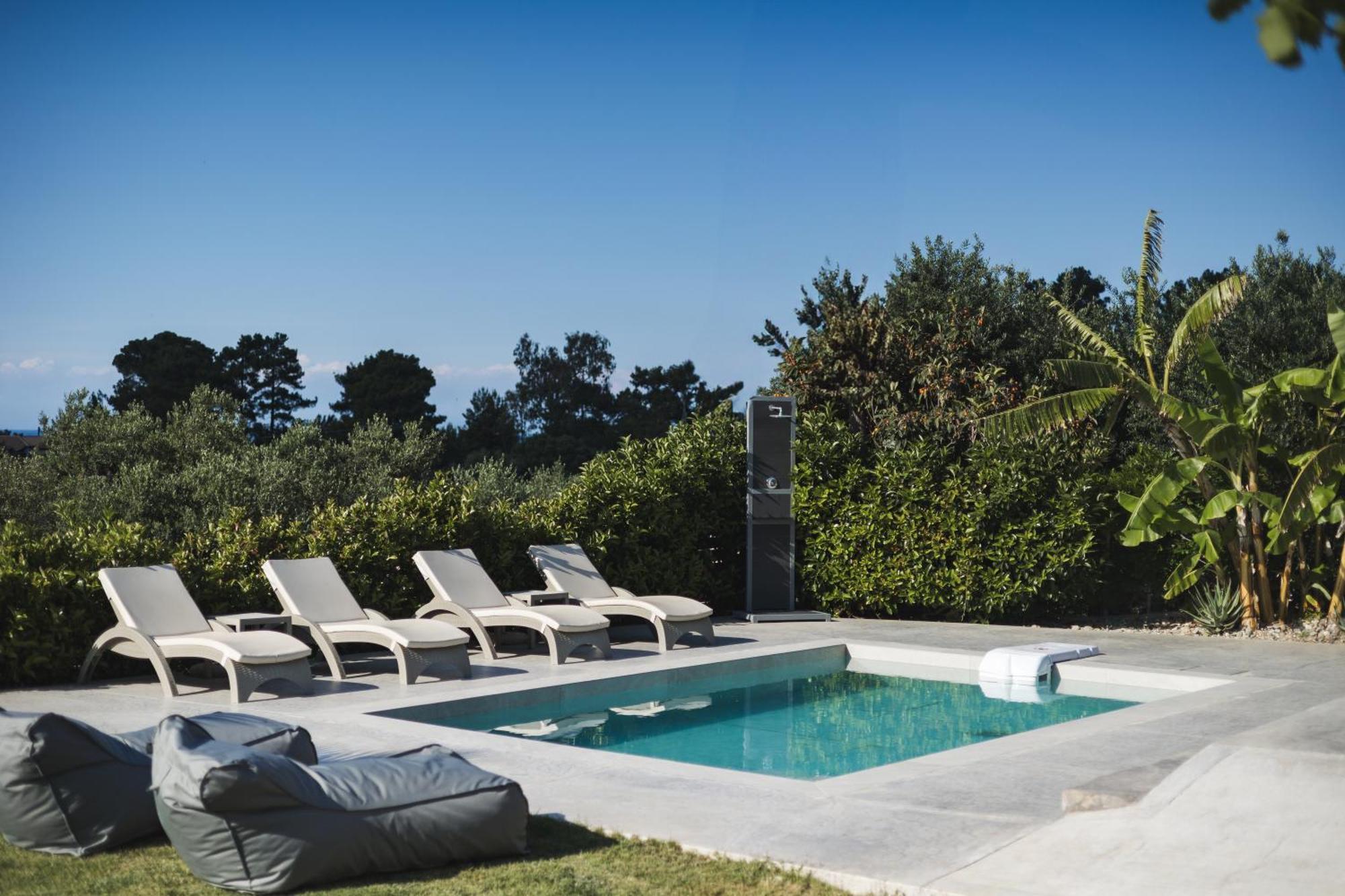Binios Villa - Private Pool, Walking Distance From The Beach Vasilikí Buitenkant foto