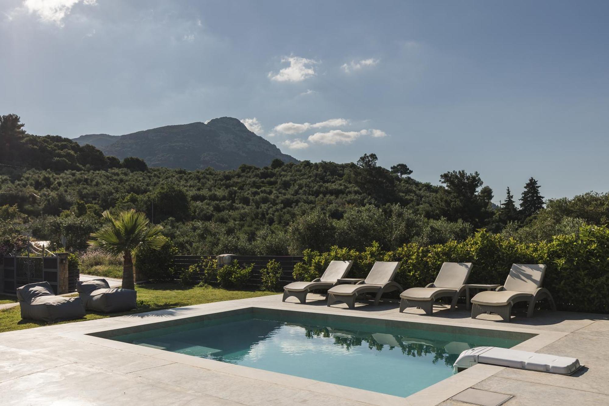 Binios Villa - Private Pool, Walking Distance From The Beach Vasilikí Buitenkant foto