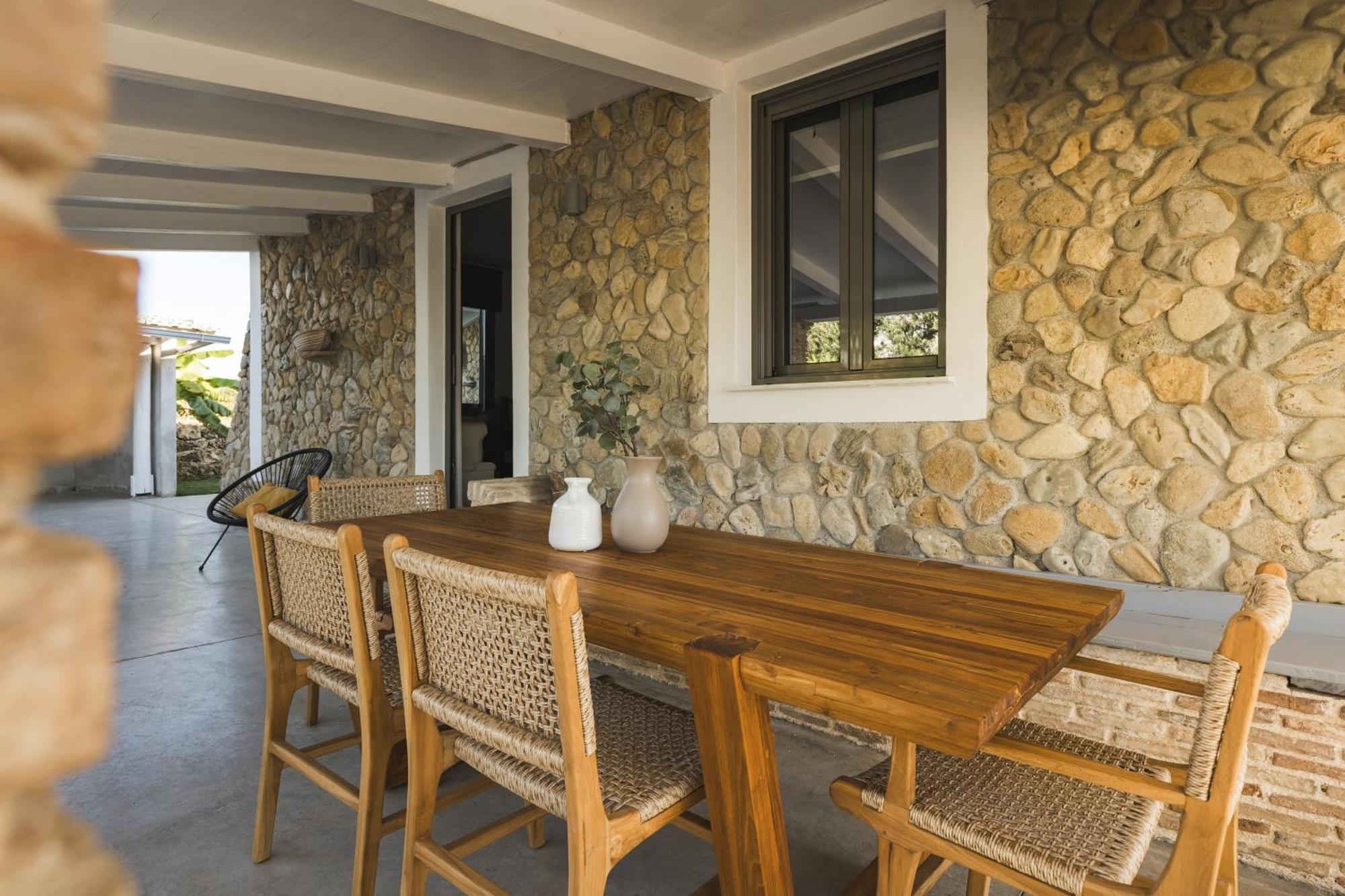 Binios Villa - Private Pool, Walking Distance From The Beach Vasilikí Buitenkant foto